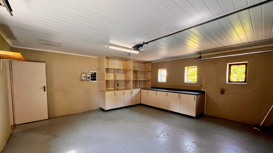 3 Bedroom Property for Sale in Waterval East North West